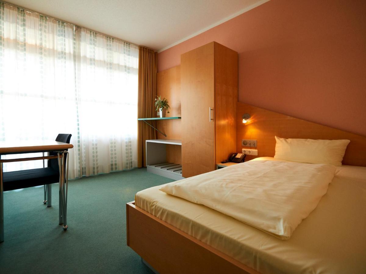 Sportschule Hotel *
